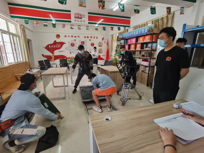 细河区广告片拍摄公司：极简主义践行者，少即是多的视觉哲学